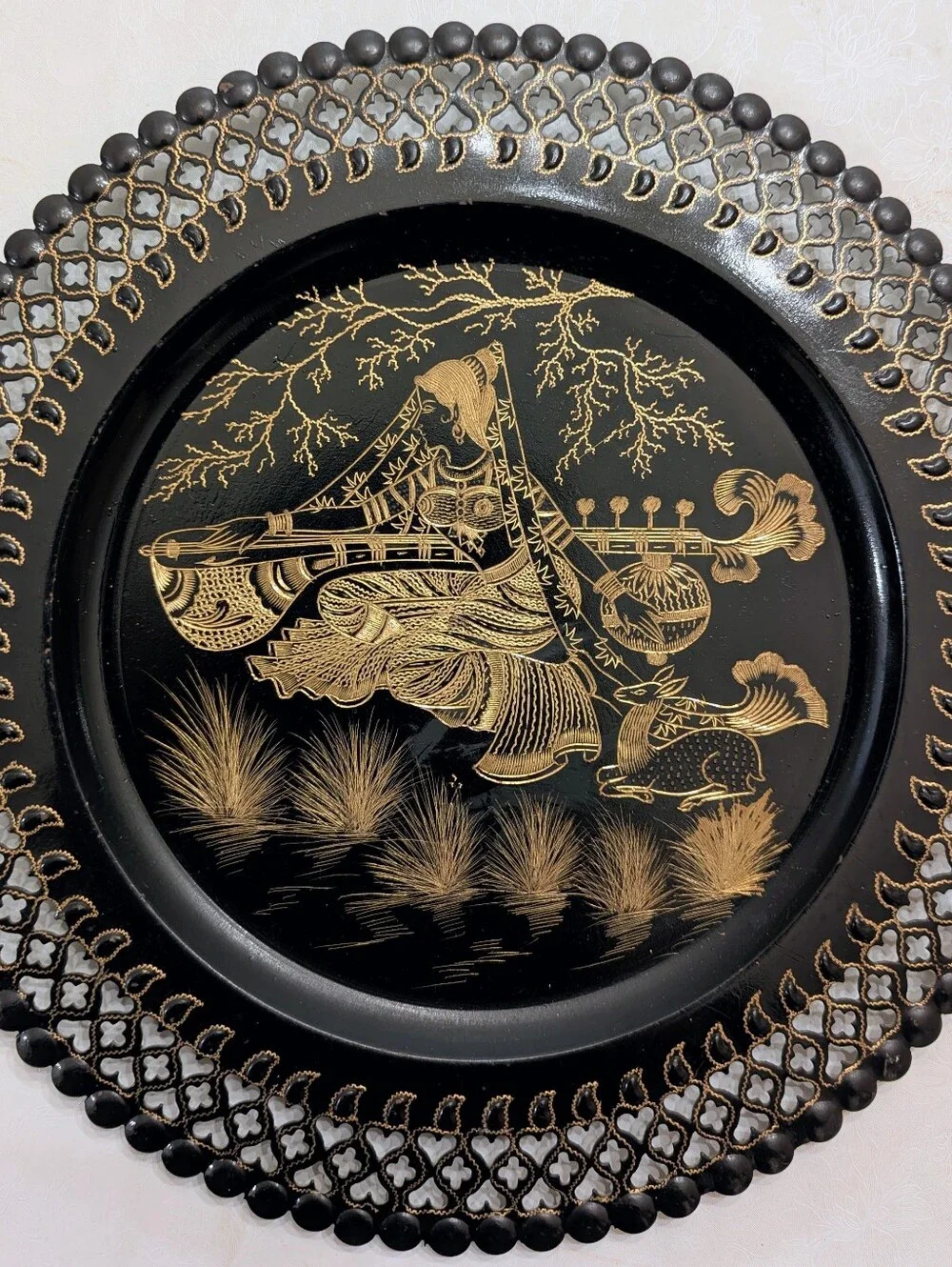 Black and Gold Brass Decorative Wall Plate - Elegant Home Wall Decor